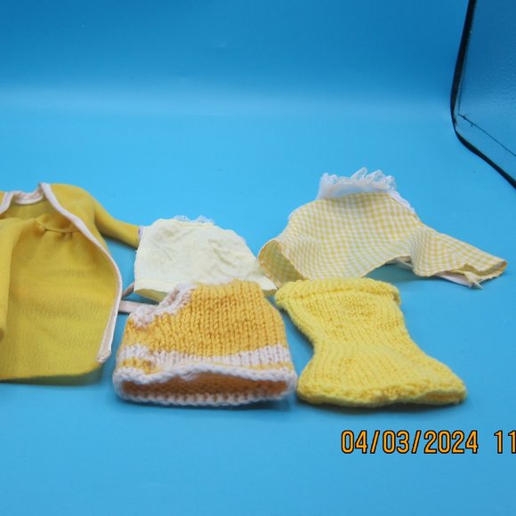 💥3/$15💥Lot of 5 yellow Handmade Barbie size fashion doll clothes - Picture 3 of 9